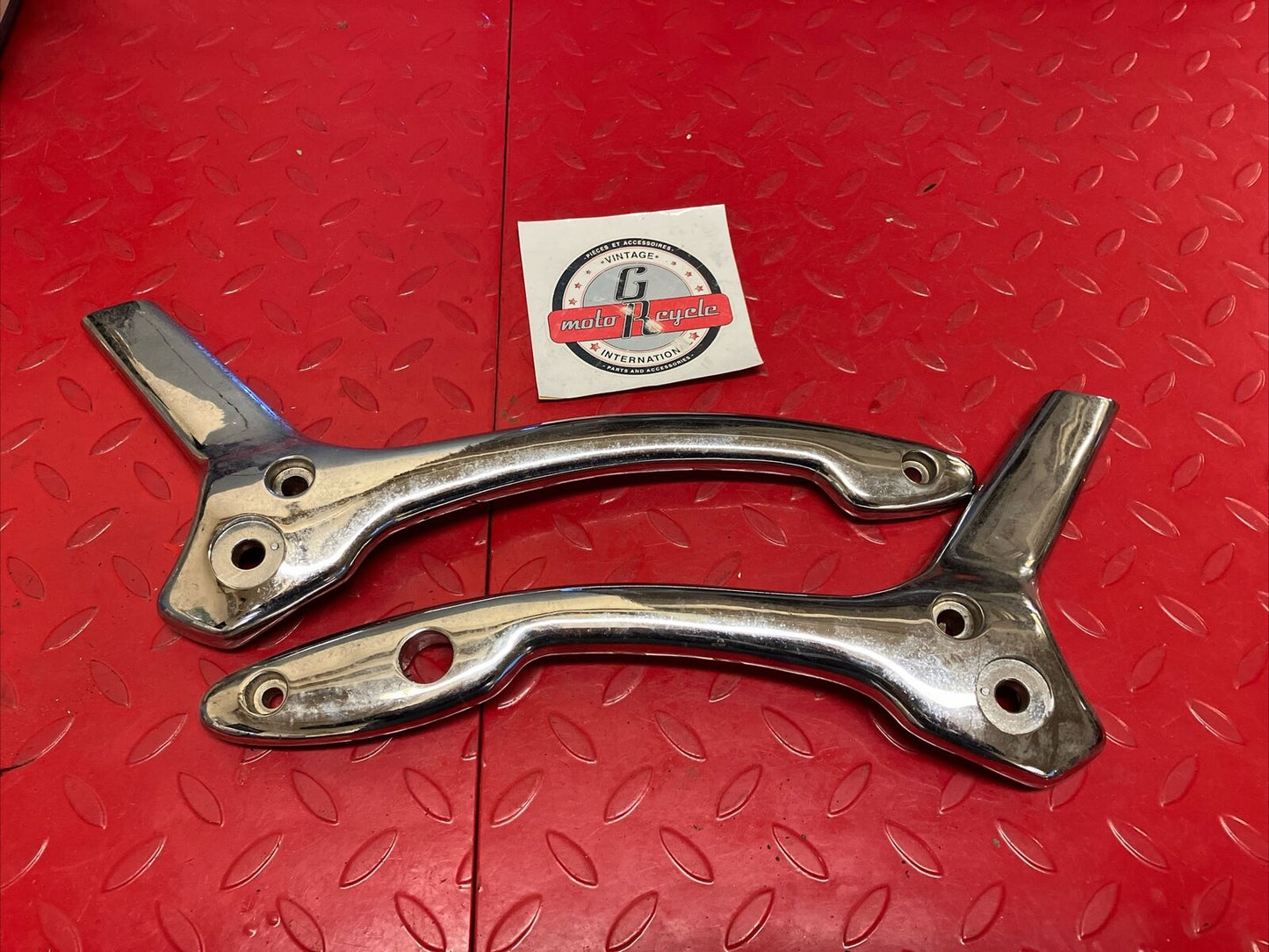 Yamaha XV700 1984 1985 virago 700 rear grab bar rail stay left right set U3