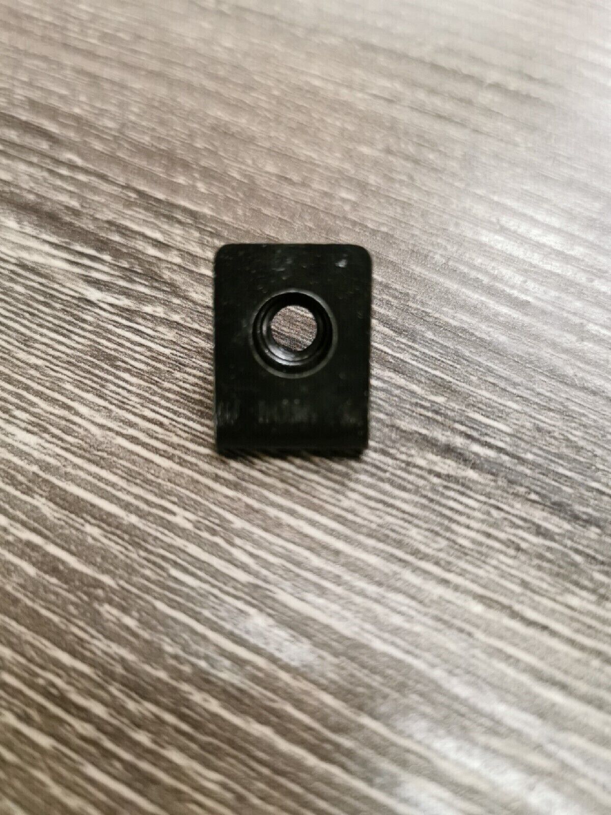 NOS YAMAHA Nut Plate 47X-21736-00 Y56