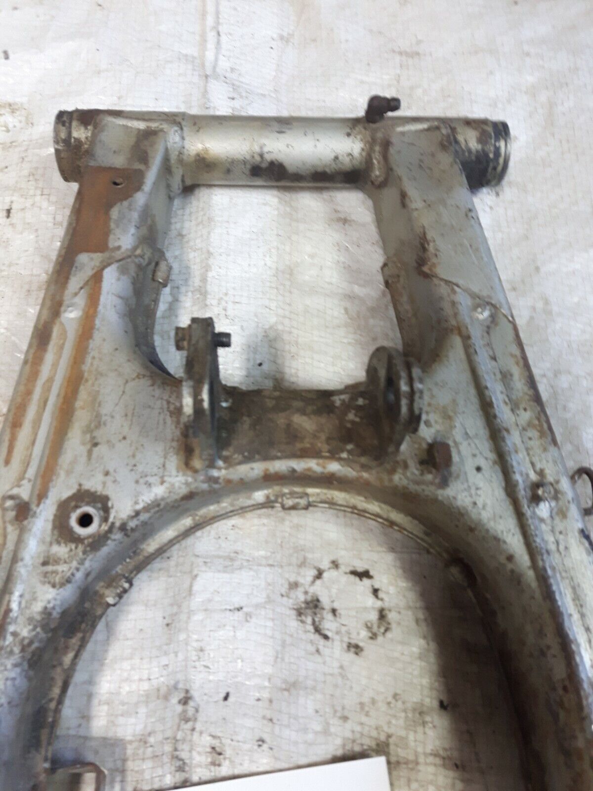 Honda XR200R 1984 XR250R swingarm swing arm XR250 XR200