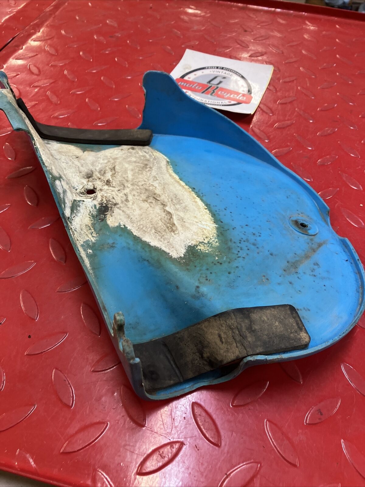 Yamaha IT175 1977 1978 1979 left side cover panel