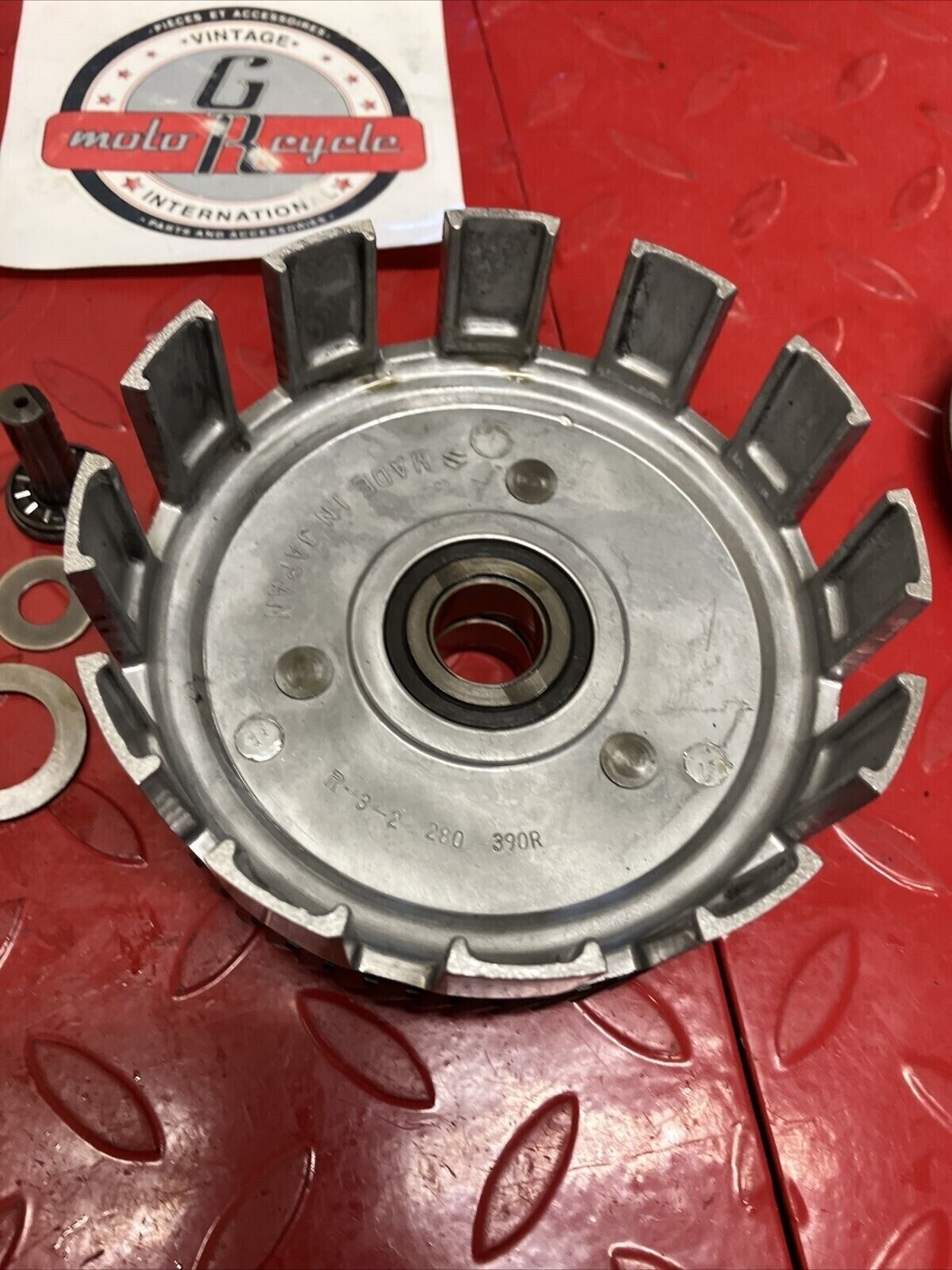 Suzuki DS100 1978 complete clutch assy basket hub pressure plate