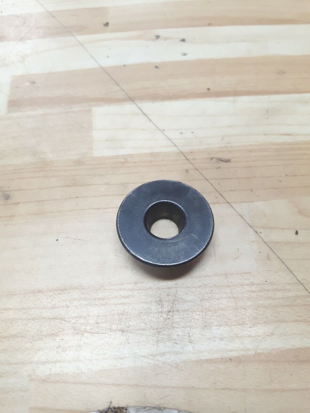 Honda XR350R 1983 valve spring retainer 2