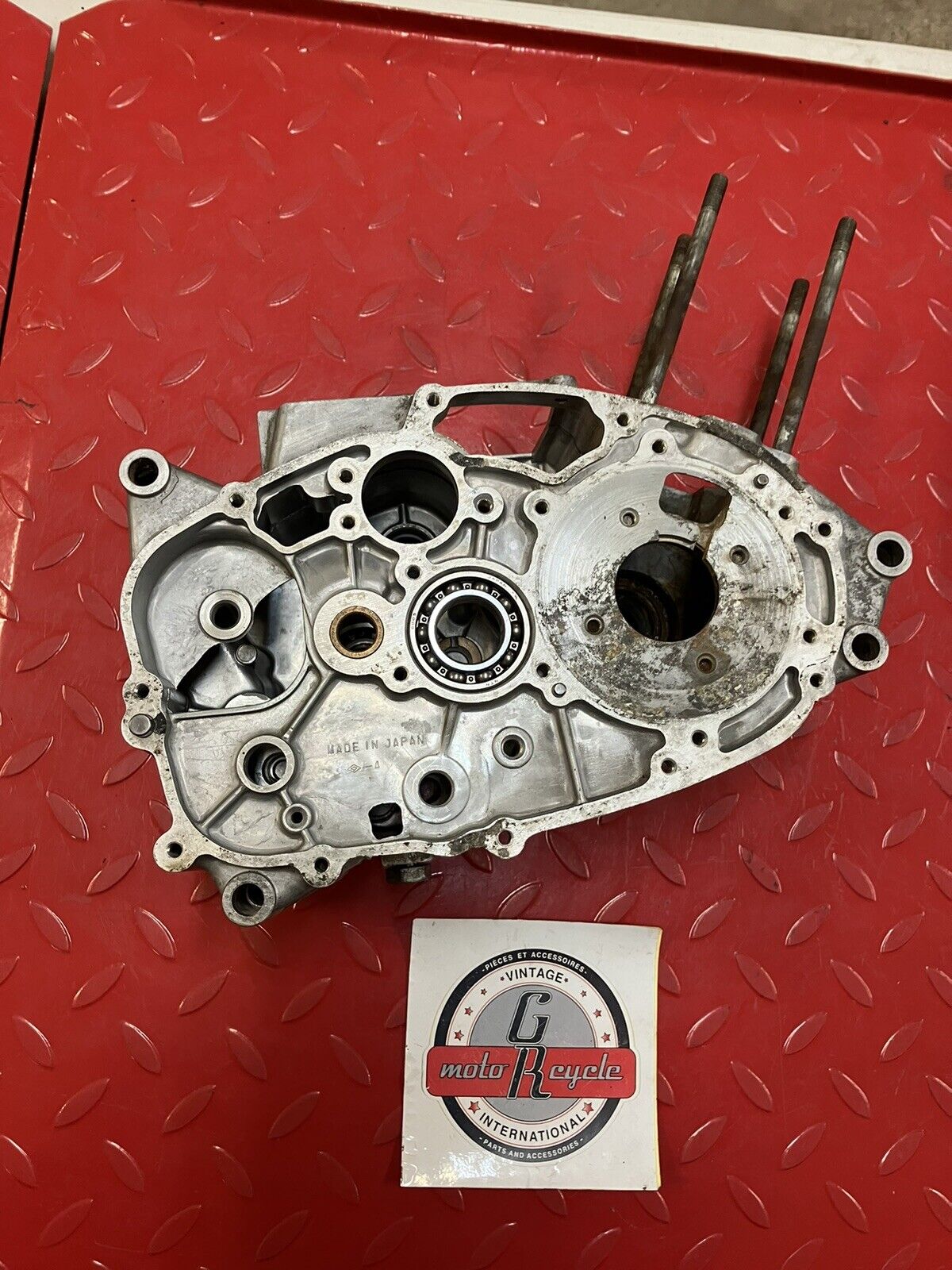 Kawasaki G5 1972 crankcase crank case set left right