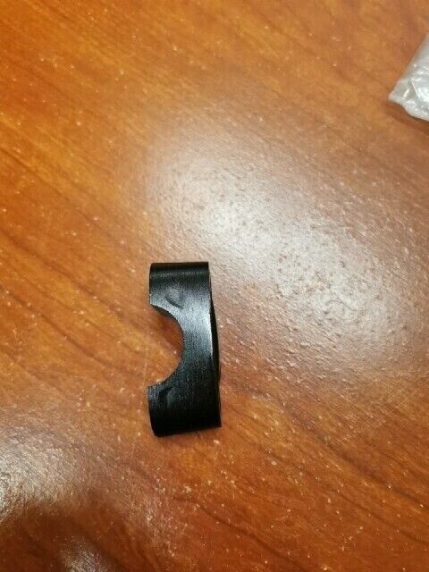 NEW NOS Yamaha HANDLE HOLDER 1E6-23441-00-98 S 1E6-23441-10-98 1E6-23441- Y121