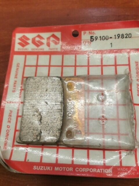 NOS Suzuki GSX600F PAD SET (INCOMPLETE) 59100-19820 S33