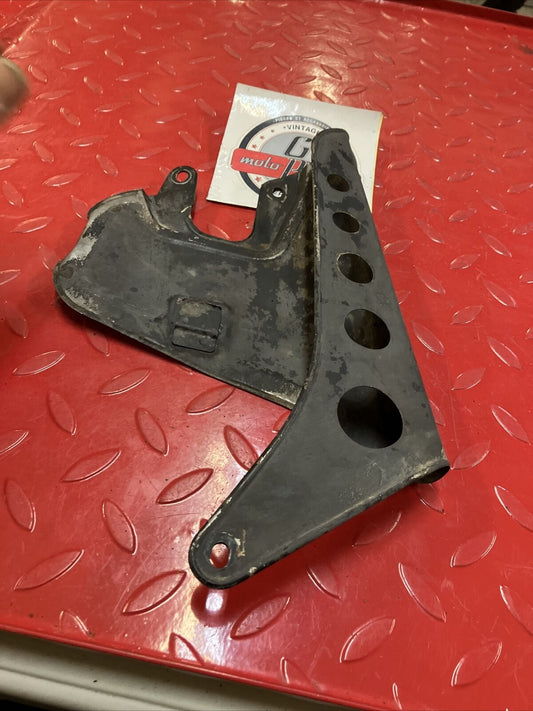 Kawasaki G5 1972 chain case guard