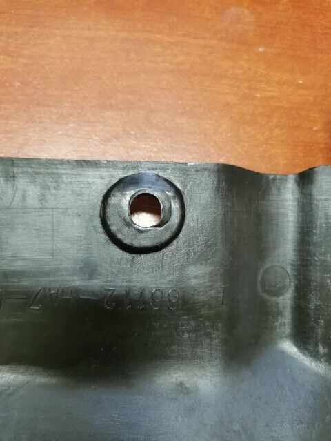 Honda 1986 - 1987 TRX350 LEFT FRONT FOOT SPLASH GUARD 66112-HA7-670 H73