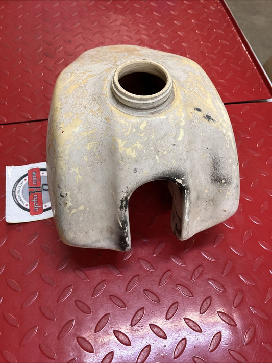 Yamaha IT125 1981 fuel tank gas petrol reservoir