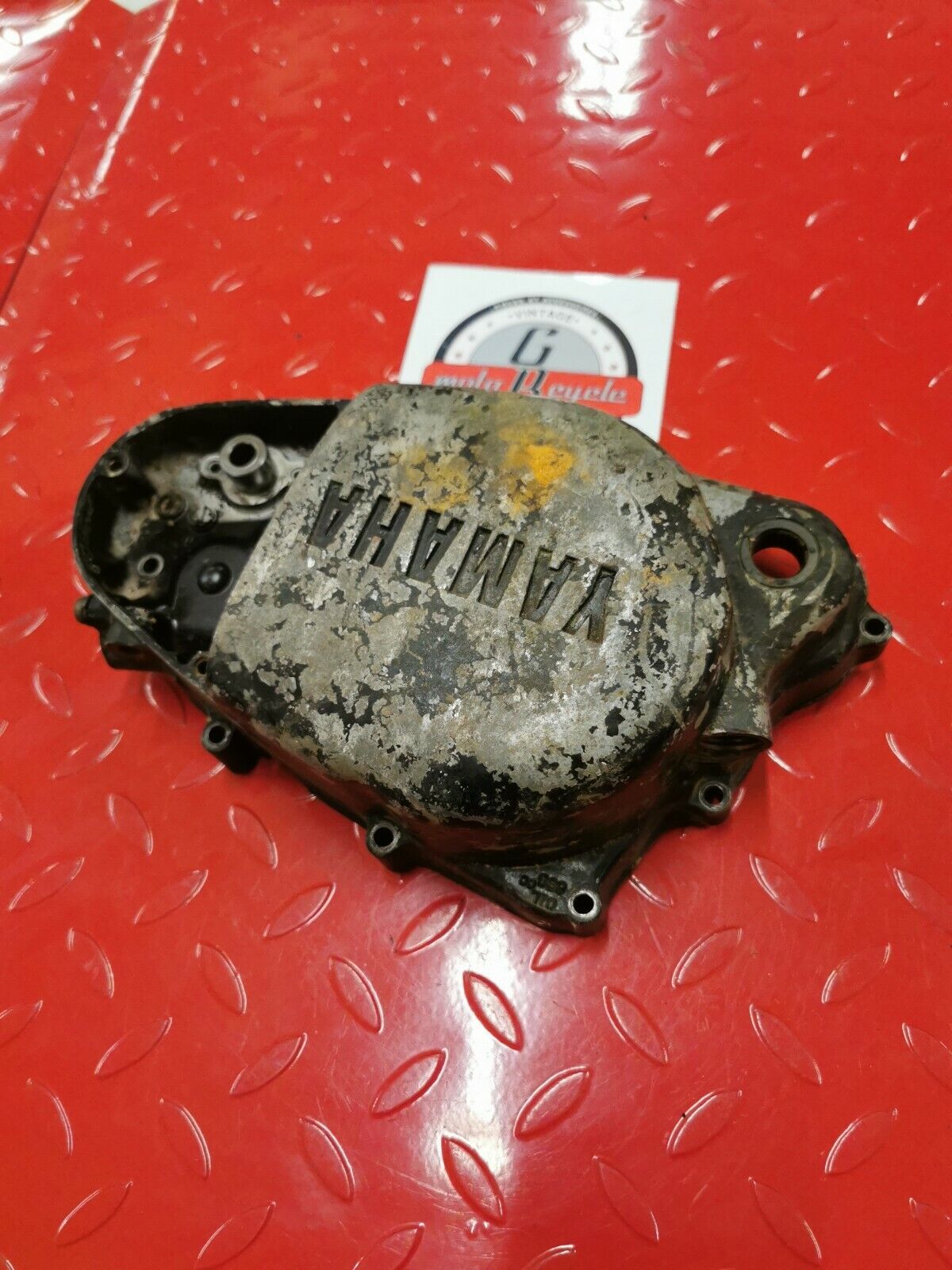 Yamaha MX100 1980 Right crankcase clutch cover DT100 RT100 YZ125 MX175 MX125