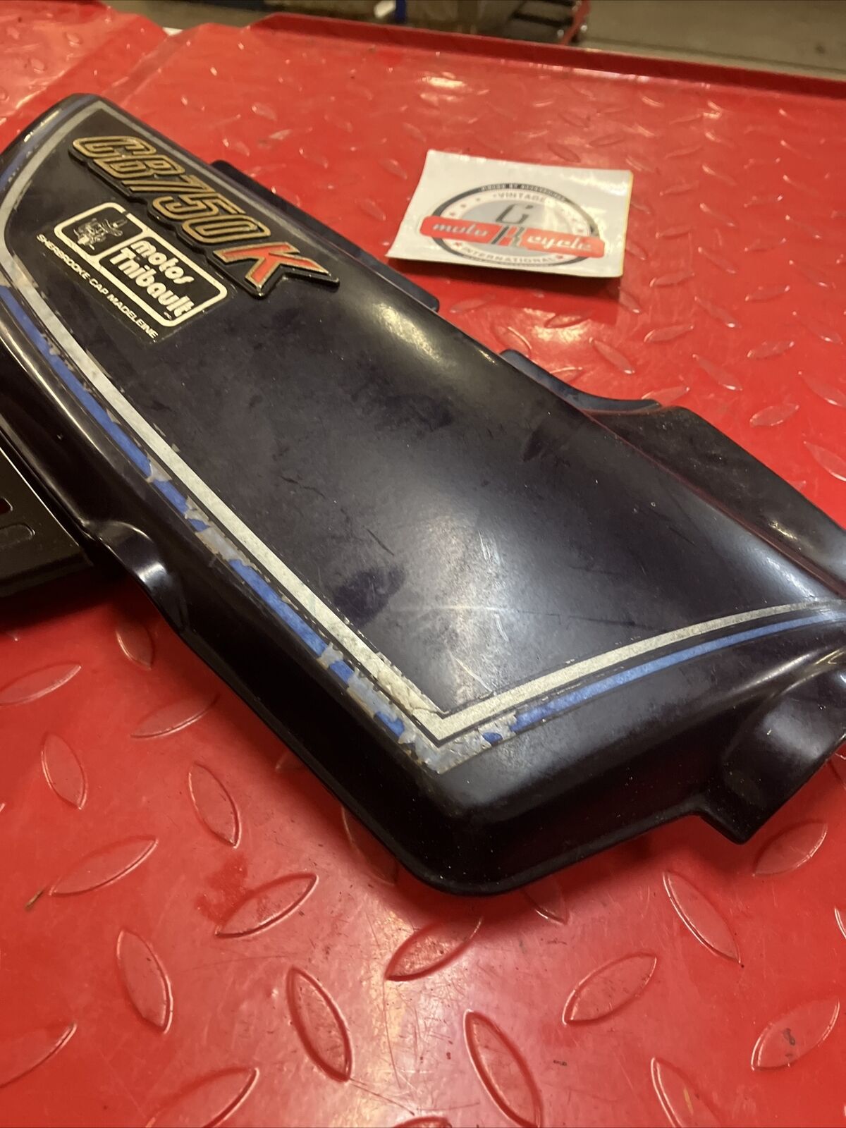 Honda CB750K 1982 right side cover panel fairing