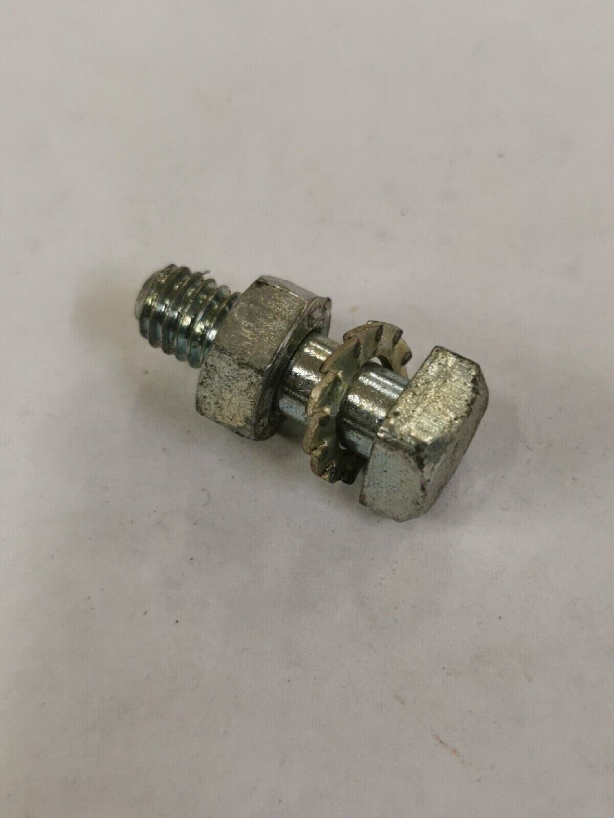 NOS PUCH BOMBARDIER MAXI  SQUARE BOLT 773-490-207 P3
