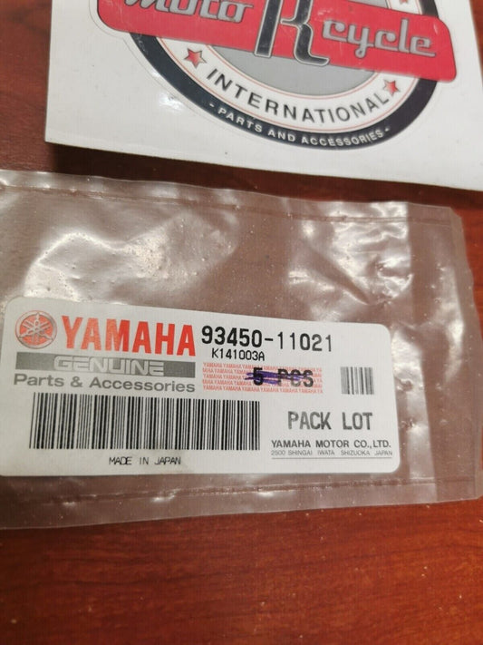 NOS Yamaha QT50 PW50 SH50 CA50 LC50 MJ50 YT60 CE50 CIRCLIP 93450-11021-00 Y81