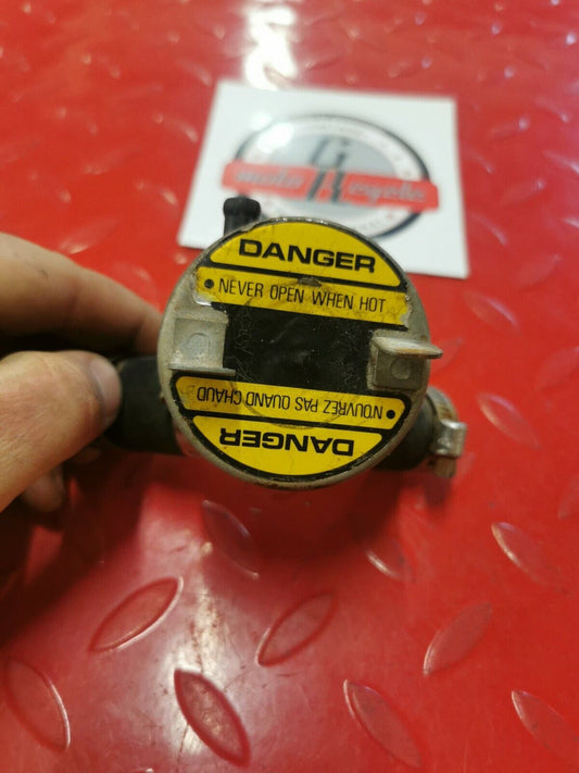 Honda CR125R 1981 Radiator filler neck hose cap CR250R 19037-KA4-003 2