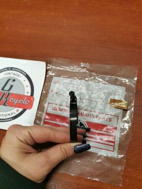 NEW NOS Yamaha HOSE CLAMP 90460-49058-00 SUB 278-14455-00-00 Y180