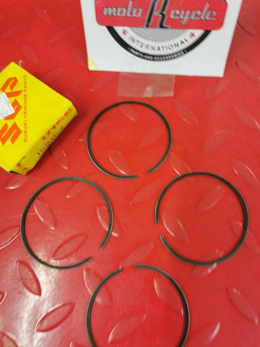 NOS SUZUKI Piston Ring Set 2140-97710 SUB BY 12140-97311 S12