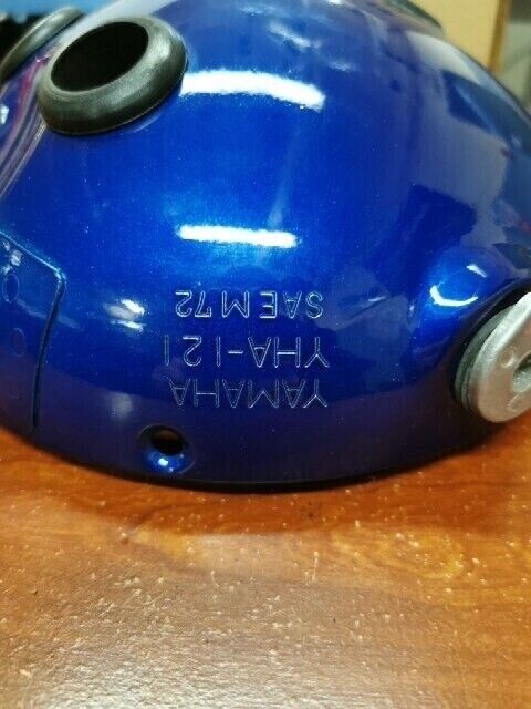 NOS Yamaha HEAD LAMP BODY BIRD BLUE 371-84330-60-F8 SUB 371-84330-61-F8 Y109