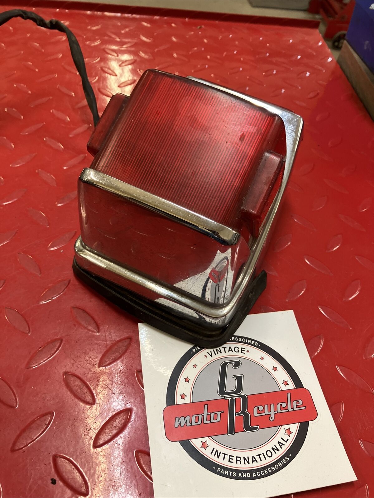 Yamaha XV500 Virago 500 taillight rear back tail light