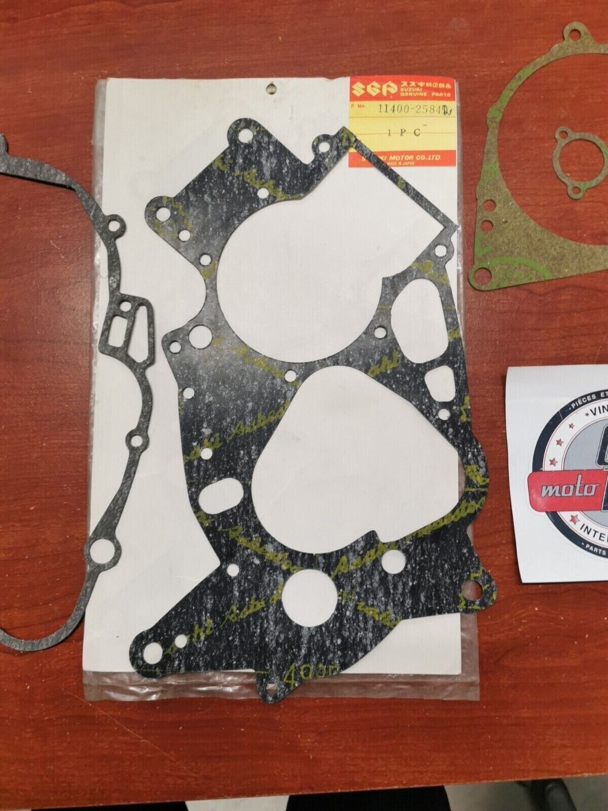 NOS SUZUKI TS100 TC100 GASKET KIT INCOMPLETE 11400-25841 SUB. 11400-25844 S31