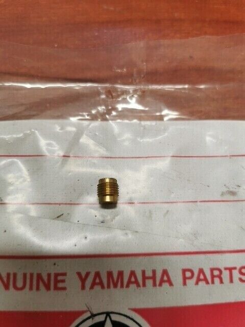NOS Yamaha 1974 GP433 MAIN JET #195 866-14516-95-00 Y126