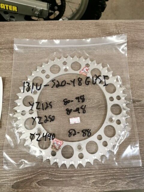 NOS RENTHAL YZ125 YZ250 1980 - 1998 YZ250 SPROCKET REAR 48T 131U-520-48GBSI  j55