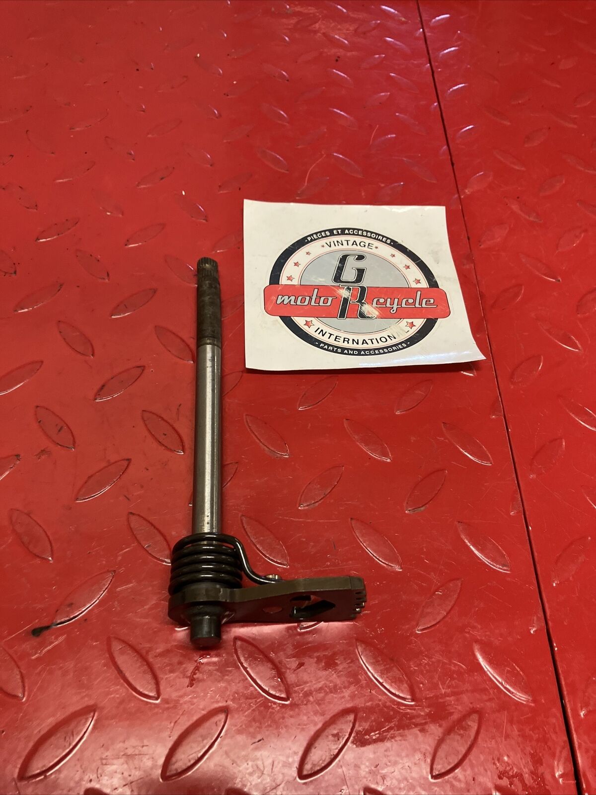 Suzuki DS100 1978 transmission gearshift gear shift shaft sprindle