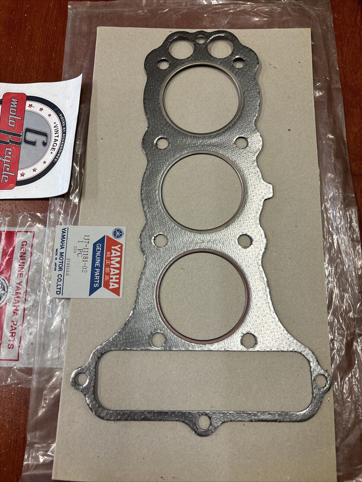 NOS Yamaha 1977 - 1979 XS750 CYLINDER HEAD GASKET 1J7-11181-02-00 Y181