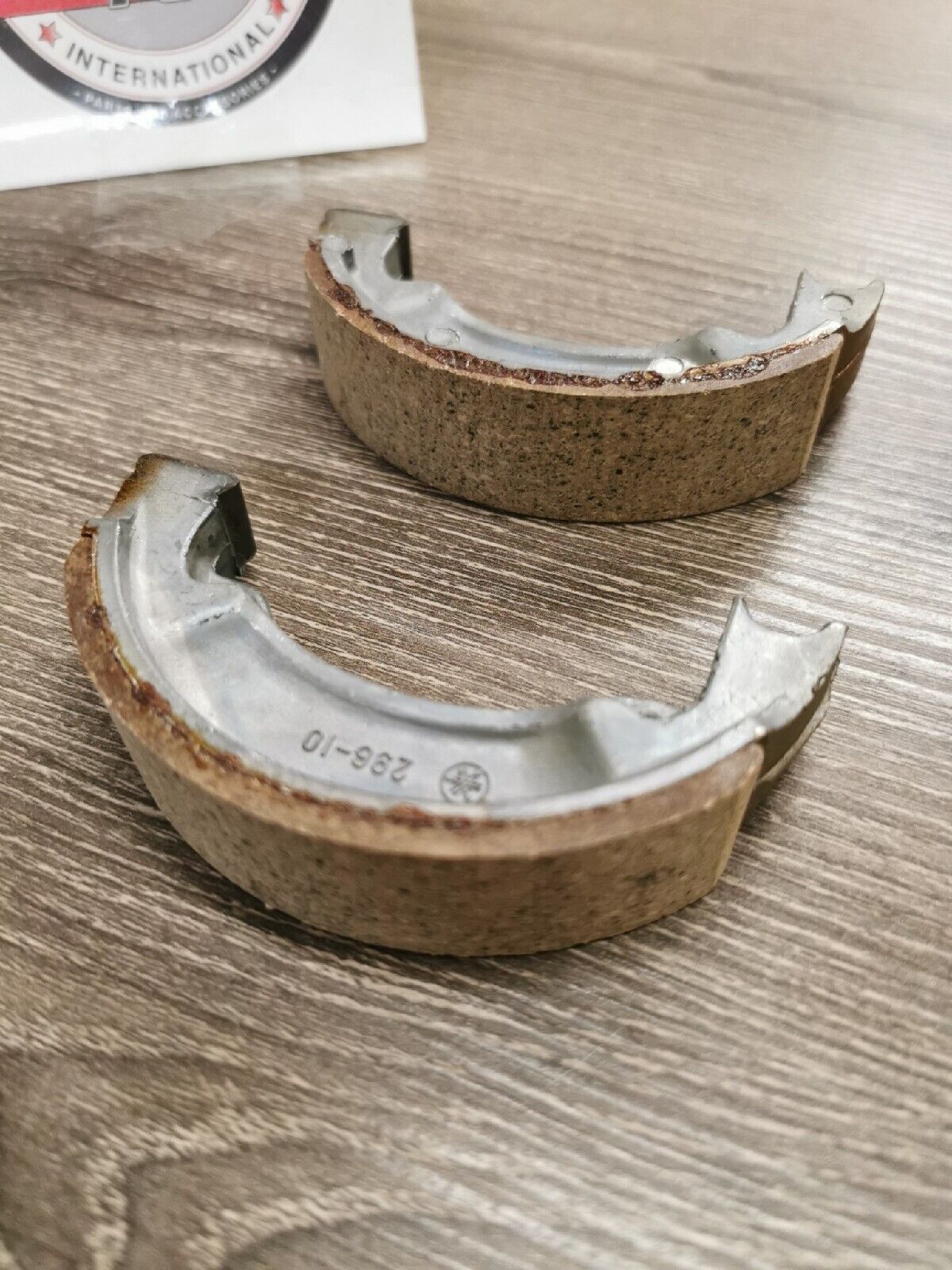 NOS YAMAHA DT100 LT2 MX125 YZ125  Front Brake Shoe Set  326-25330-10-00  Y53
