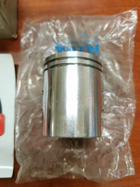NOS Suzuki AS100 AC100 A100 PISTON OS 1.0 12110-12710 SUB. 12110-12003-100 S32
