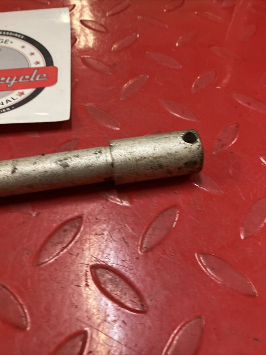 Yamaha RD400 1977 Front wheel axle bolt 1976 1978 3