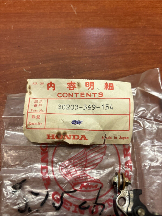 NOS Honda CB250 CB360 CJ250 CJ360 RIGHT CONTACT BREAKER 30203-369-154 H144