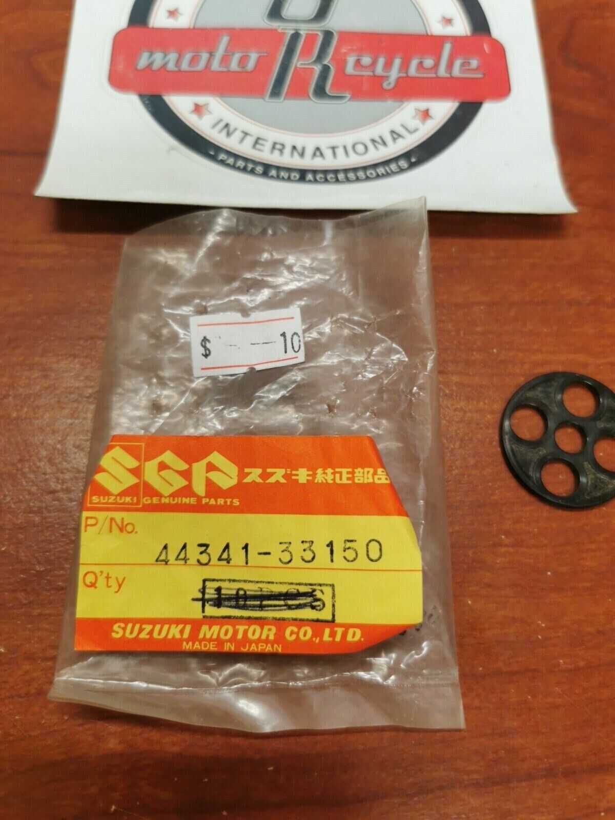 NOS Suzuki GS1000 GT380 GT750 GS550 GS750 COCK LEVER GASKET 44341-33150 S17