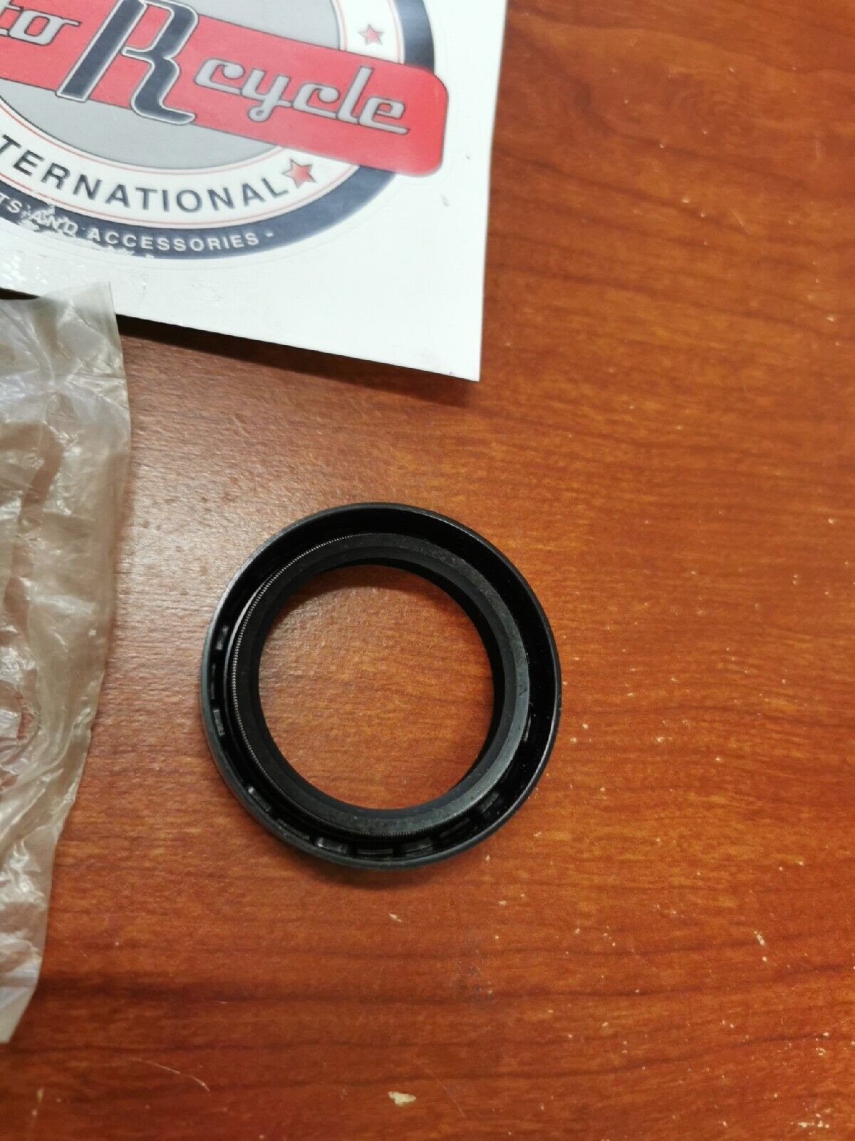 NOS Kawasaki KL250 KZ650 KX400 KZ900 Z1 KZ1000 H1 SEAL OIL FORK 44009-014 K27