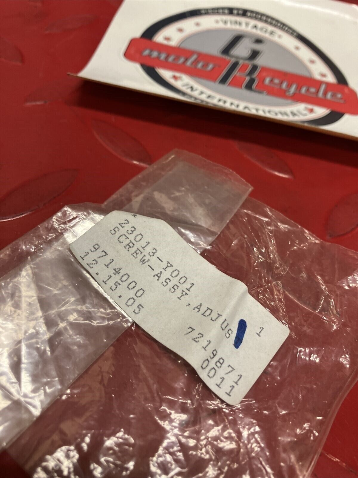 NOS KAWASAKI KSF50 KSF90 CARBURETOR ADJUSTER SCREW 23013-Y001 K14