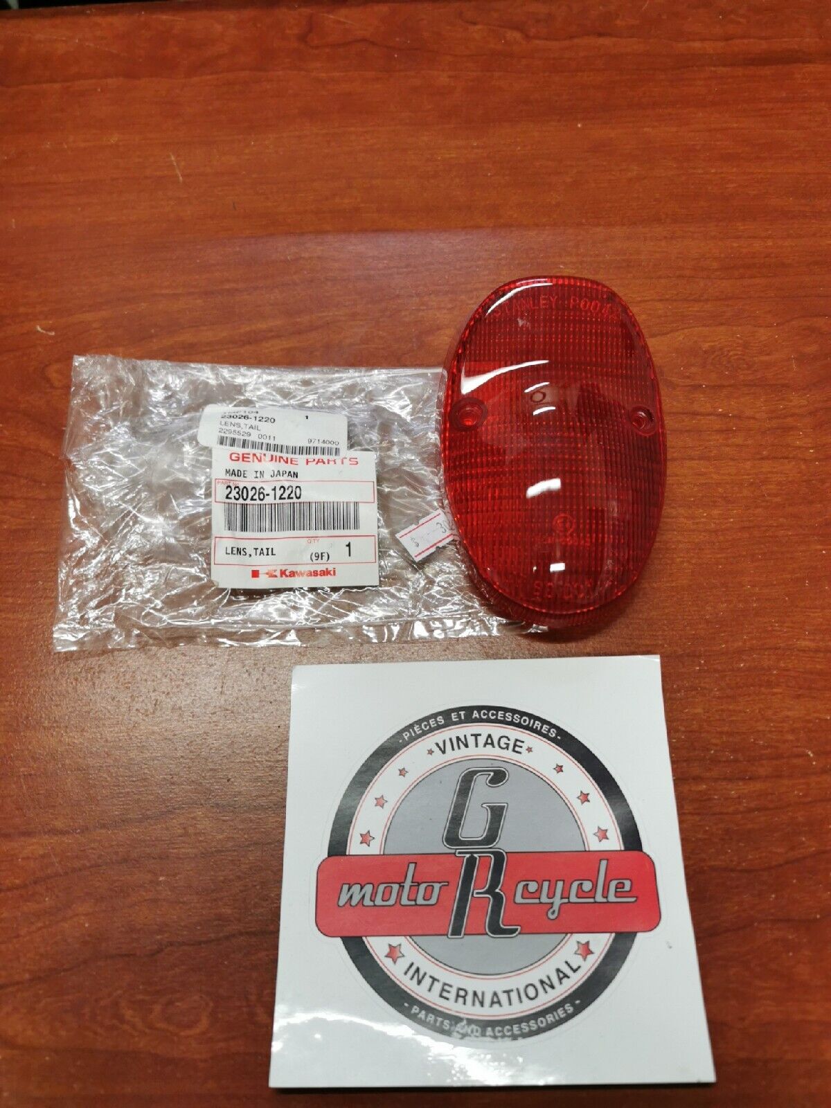 NOS Kawasaki VN1500 VN1600 VN800 TAIL LENS 23026-1220 K23