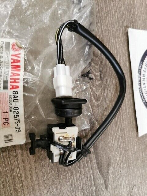 NEW NOS YAMAHA VX500DXV VX800 VX800W ENGINE STOP SWITCH 8AU-82575-09-00 Y113