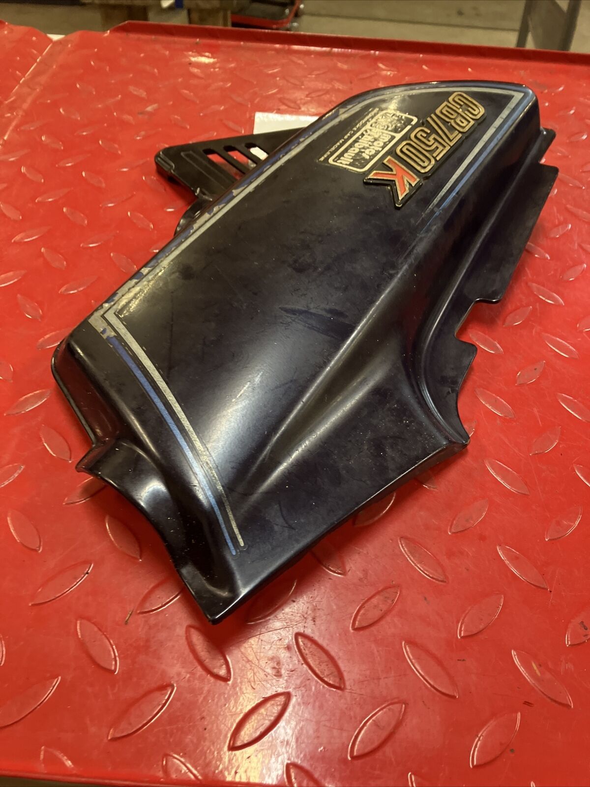 Honda CB750K 1982 right side cover panel fairing