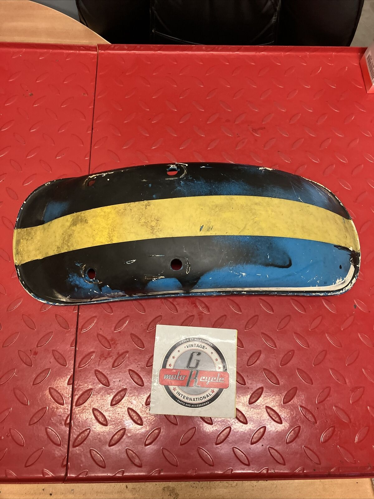 Suzuki RV90 1975 front fender