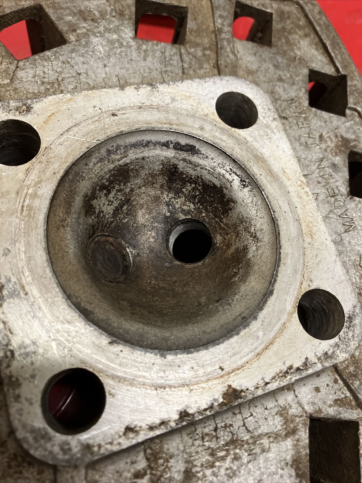 Suzuki TC125 1972 cylinder head jug barrel cover TS125