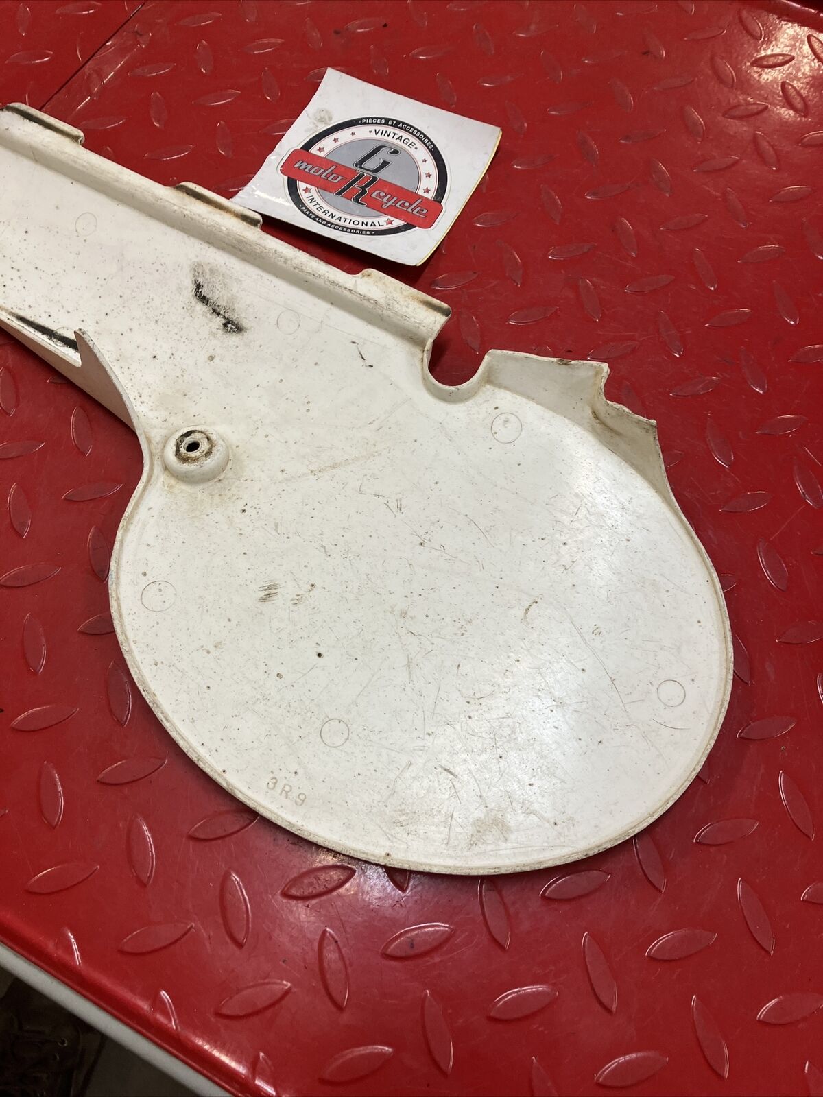 Yamaha IT125 1981 right side cover panel fairing