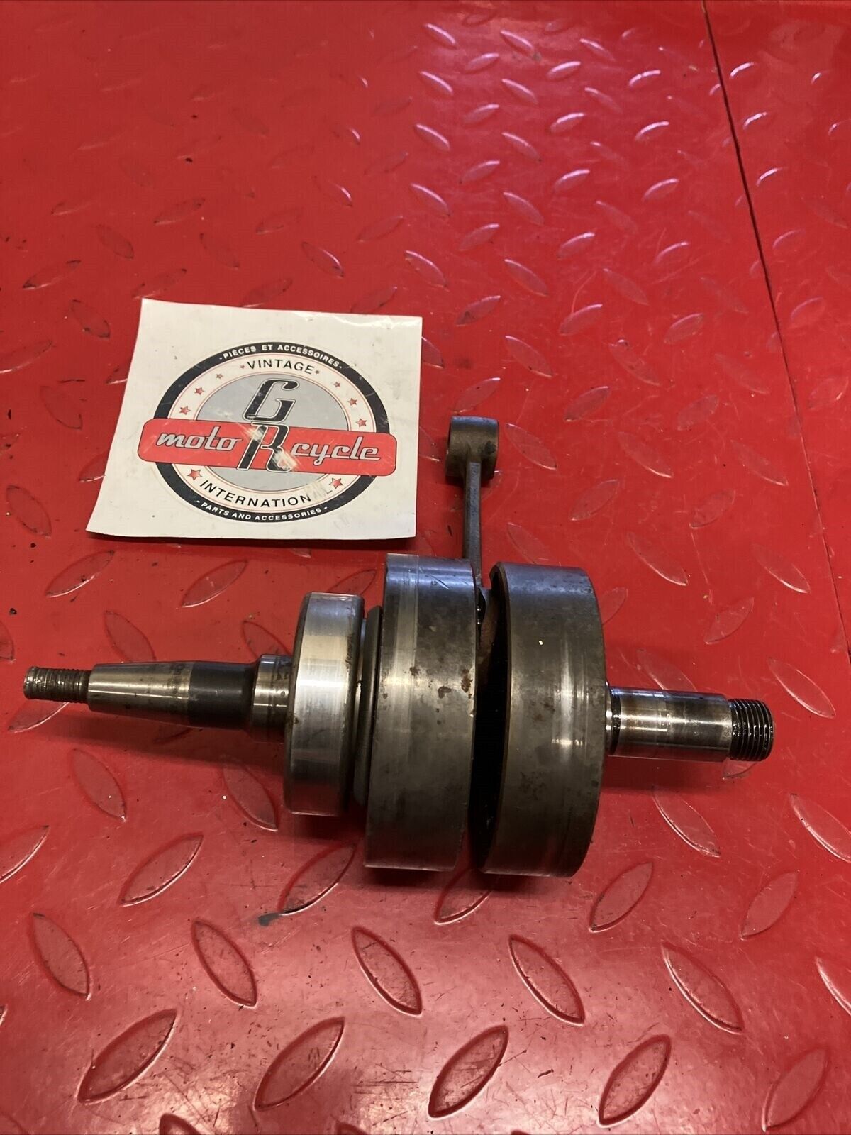 Suzuki RV125 1973 crankshaft crank shaft