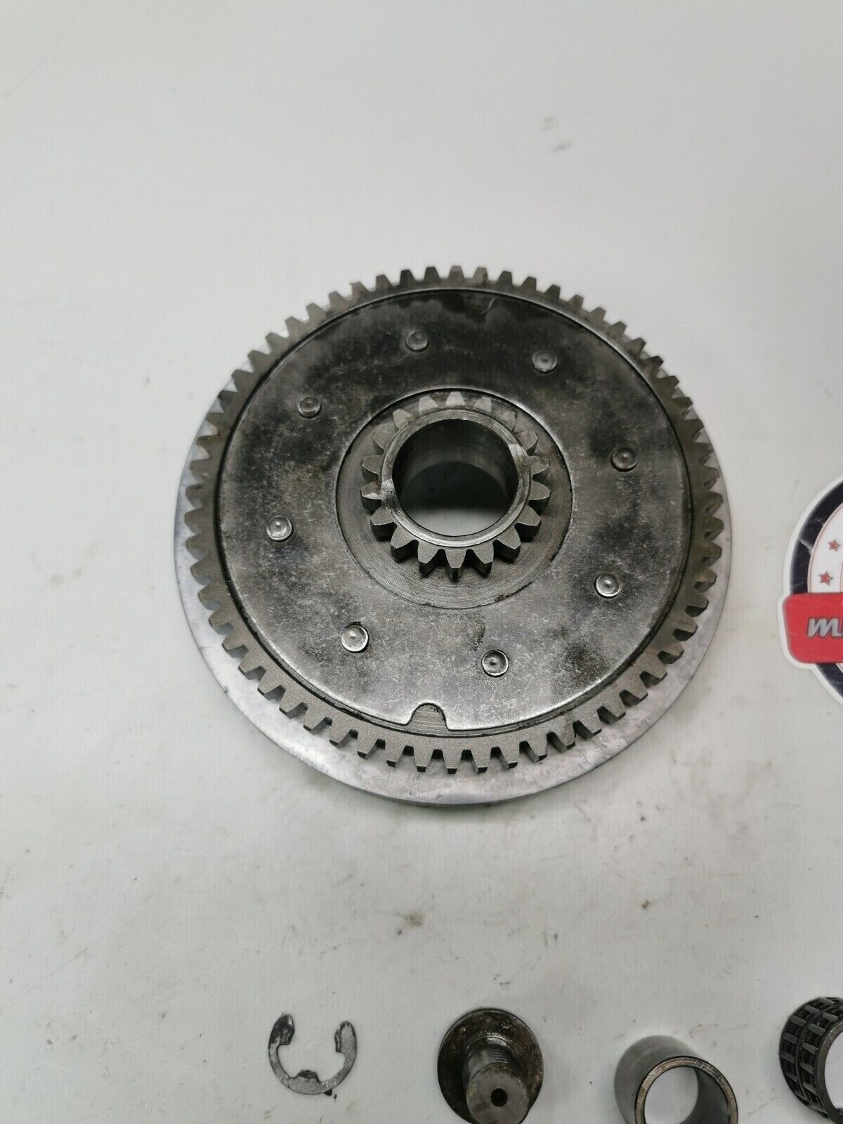 Suzuki RM250 1976 clutch basket hub pressure plate 21200-41100 21411-41101