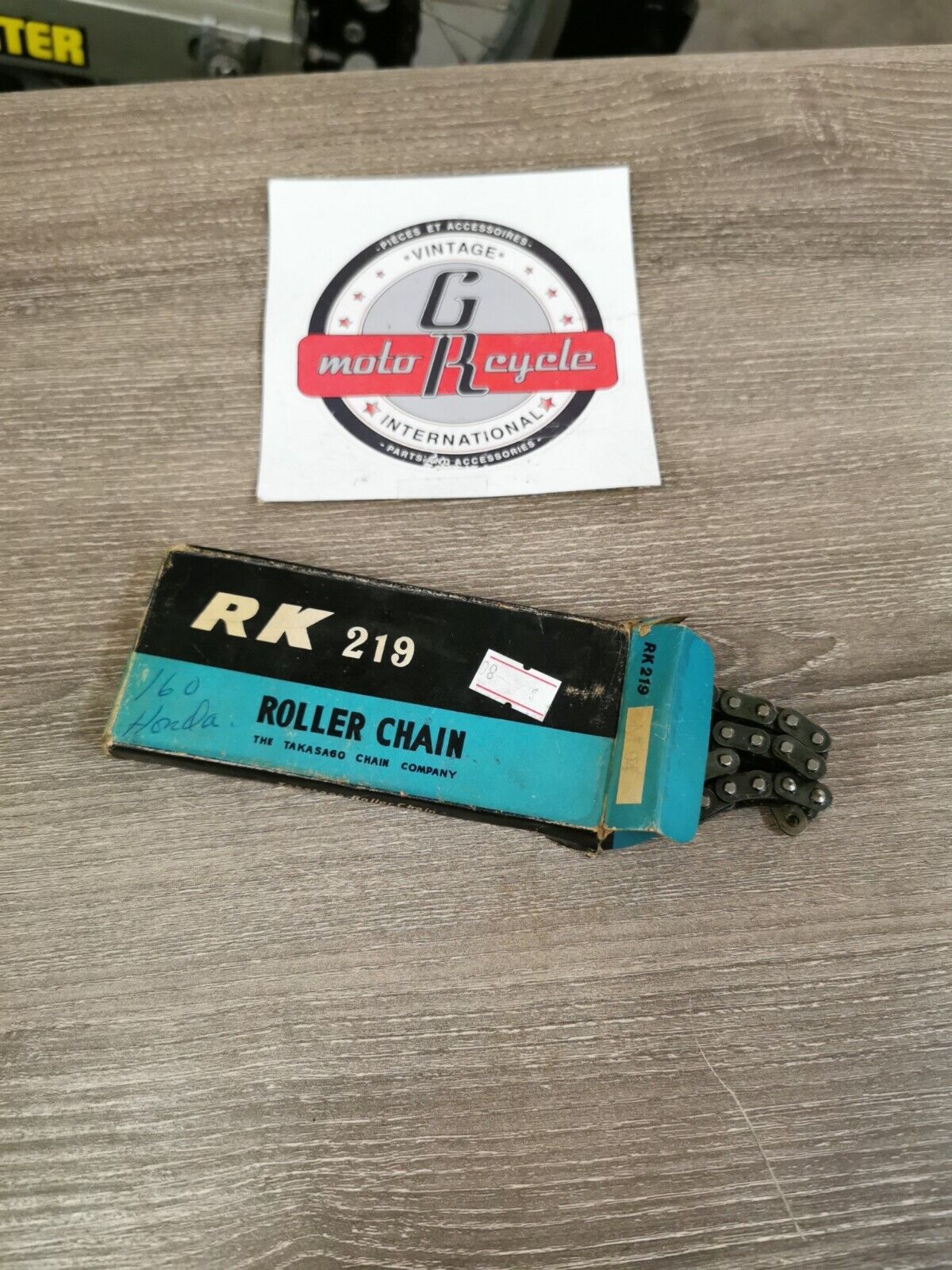 NOS TAKASAGO ROLLER CHAIN RK 219-M94 J30