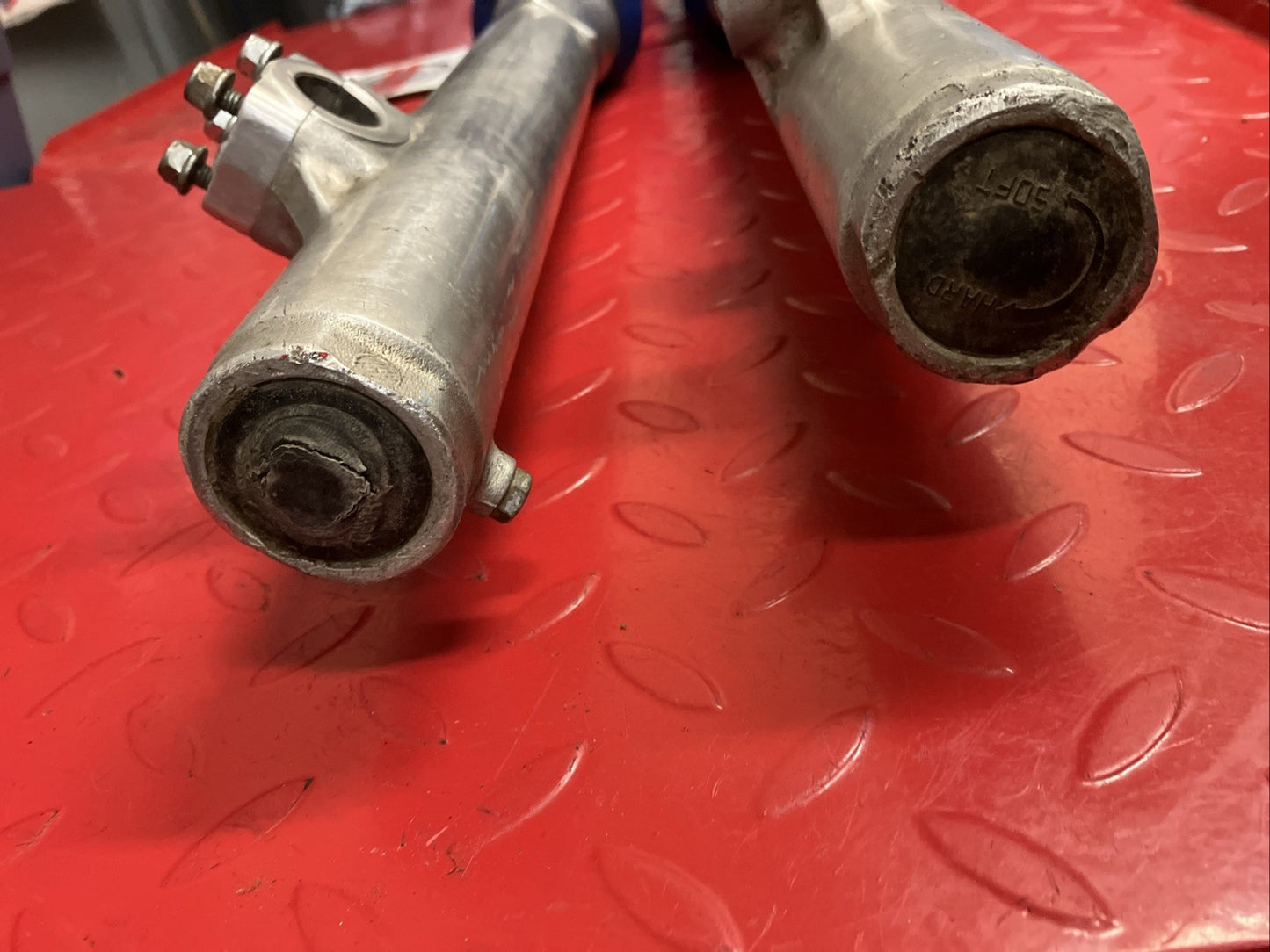 Honda CR250R 1984 Front forks suspension damper