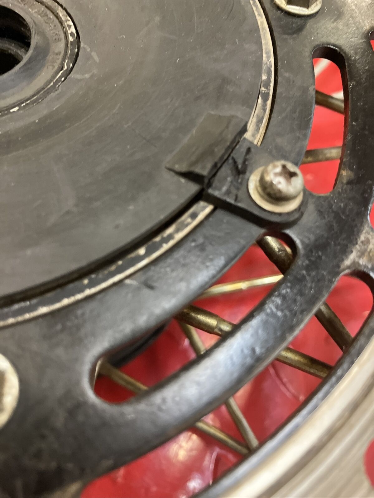 Honda CR125R 1985 front wheel hub CR250R CR500R 446A5-KA3-831 44601-KA3-830ZA