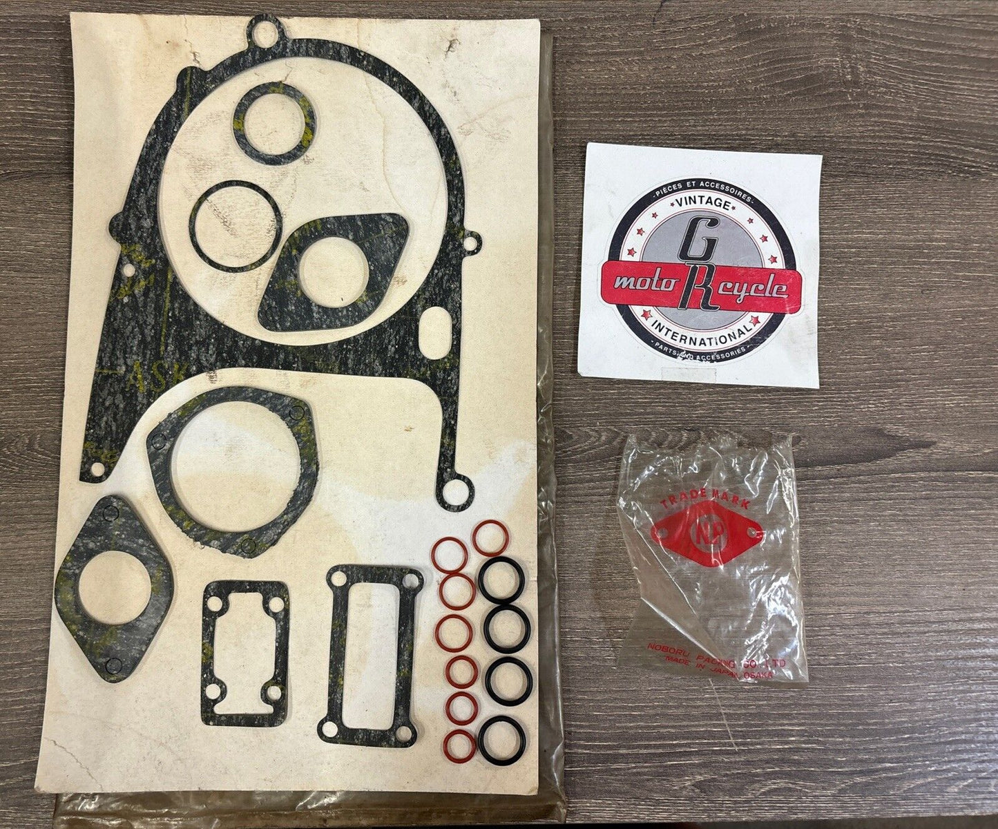 NOS N.P XS1 XS2 GASKET KIT INCOMPLETE J63