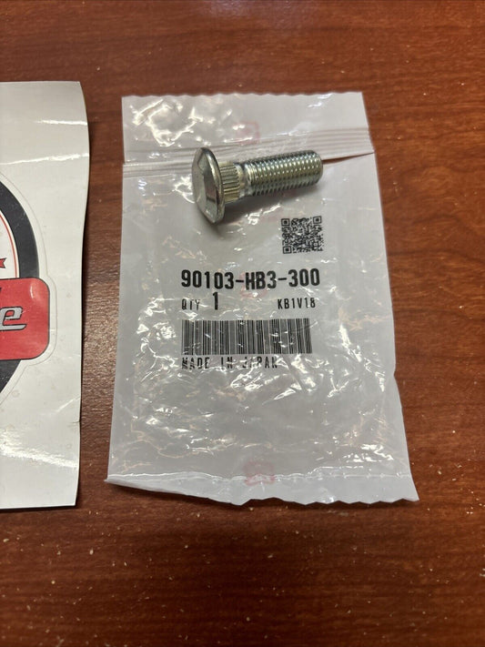 NOS Honda TRX200 TRX250 TRX300 WHEEL BOLT 10X32 90103-HB3-300 H135