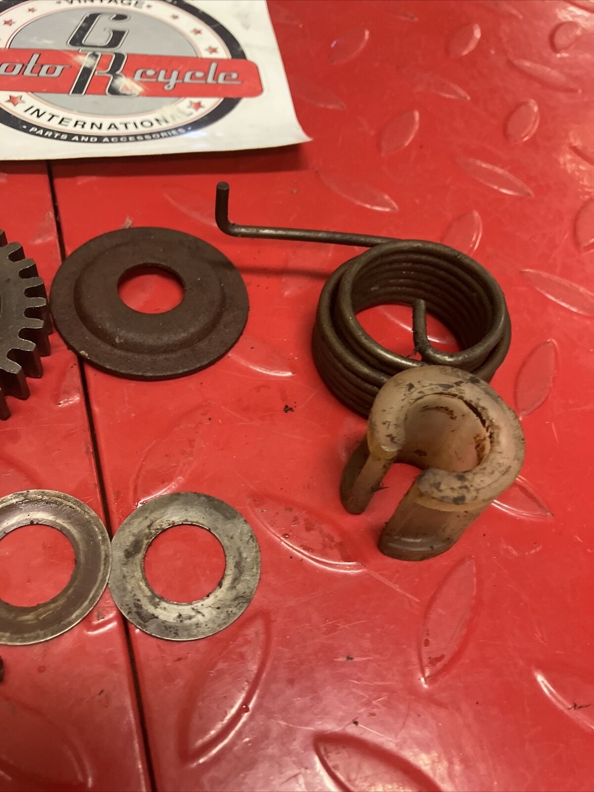 Suzuki TS125 1977 kickstarter gear spring bushing collar