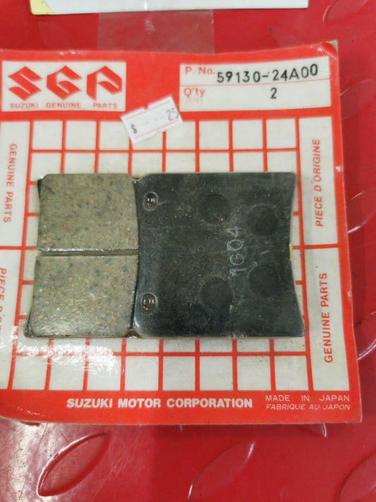 NOS SUZUKI GV1400 1986  PAD SET 59130-24A00 SUB BY  59100-38820  S12