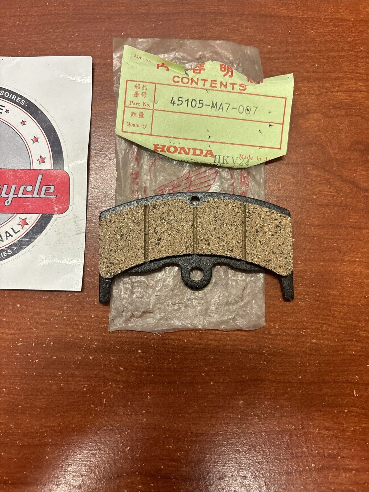 NOS Honda 1982 1983 CBX550F FRONT BRAKE PAD 45105-MA7-007 SUB 45105-MA7-004 H172