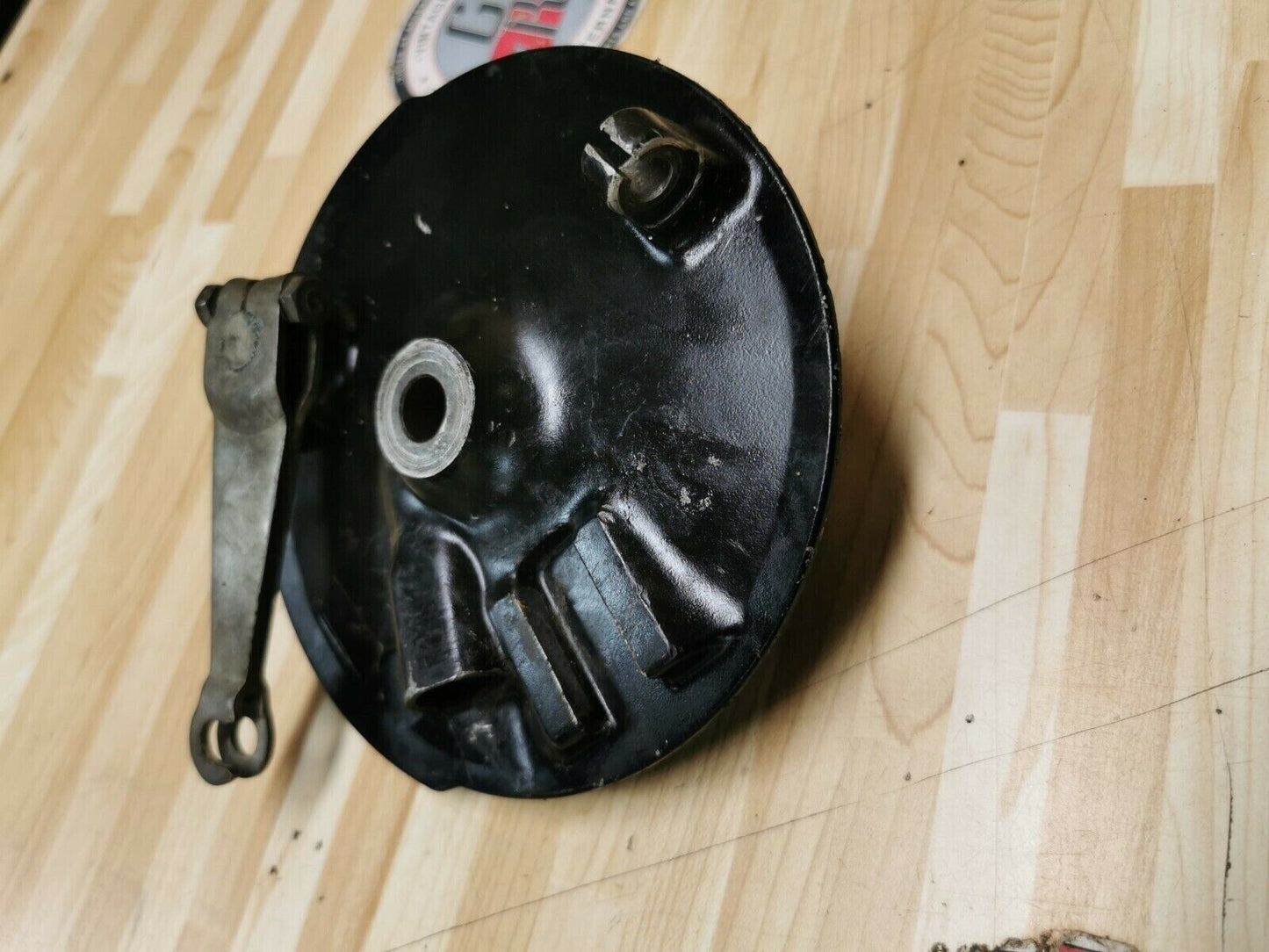 Yamaha XT200 1982 front brake panel drum plate camshaft lever XT125 1982 1983